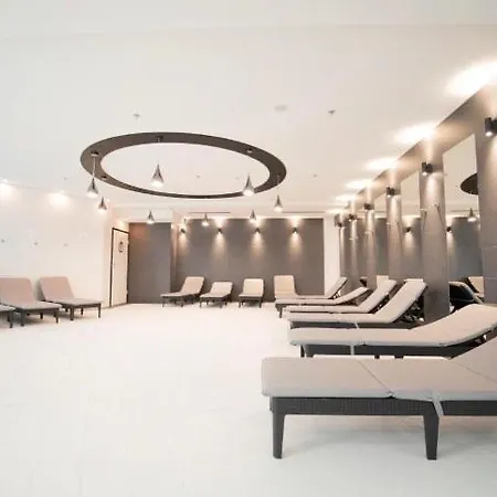 Hanza Tower With Terrace Sauna Pool Jacusi & Apartman *